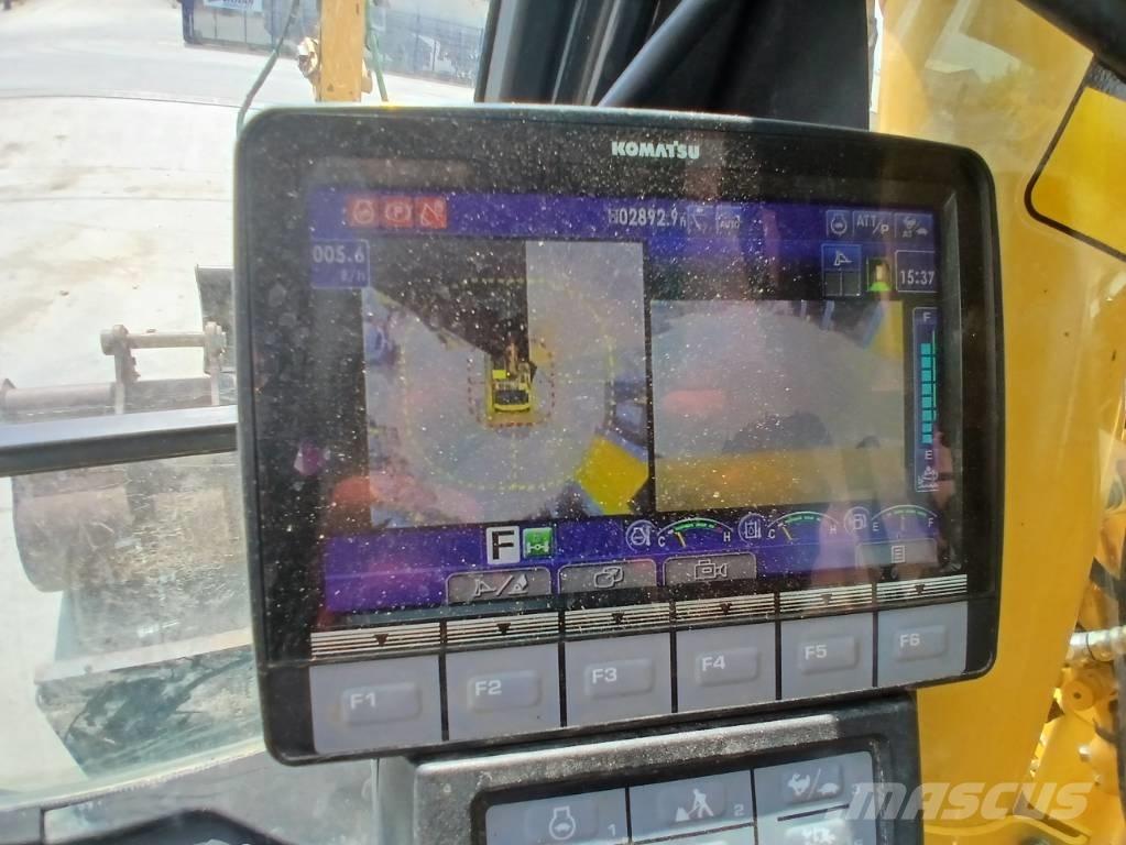 Komatsu PW 148-11 Kolesové rýpadlá