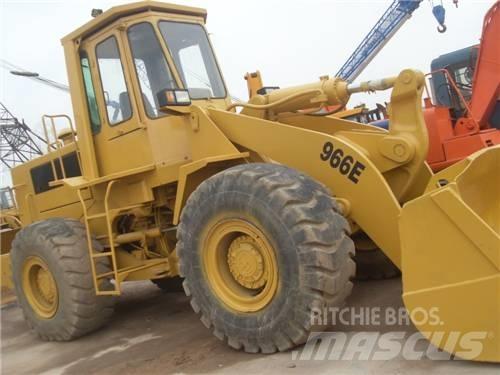 CAT 966 E Kolesové nakladače