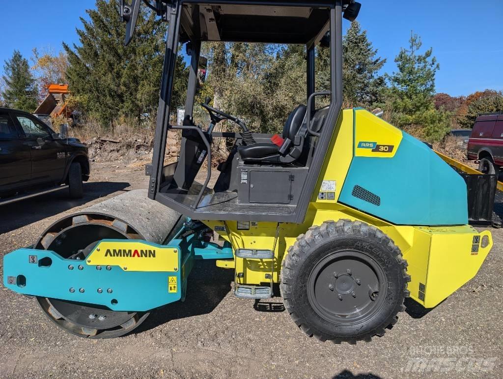 Ammann ARS30 Ťahačové valce