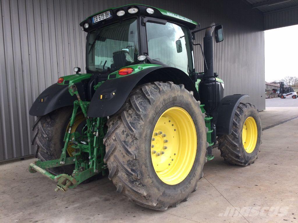 John Deere 6195R Traktory