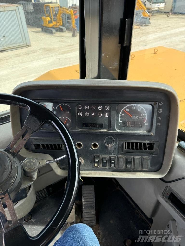 CAT 631 G Skrejpre