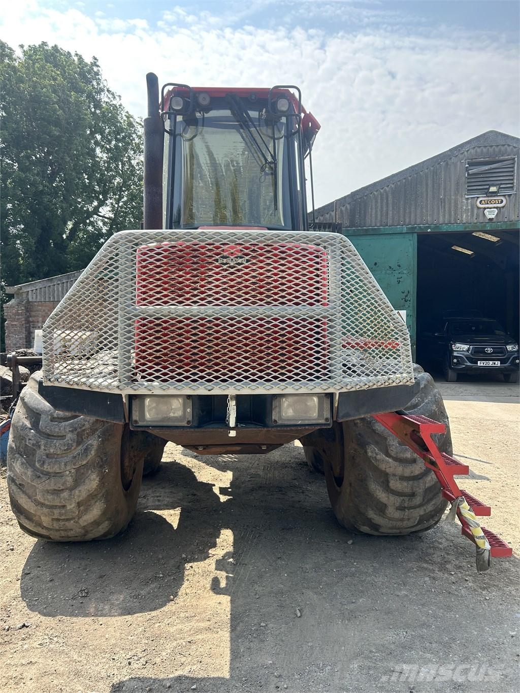 Komatsu 860.4 Lesné traktory
