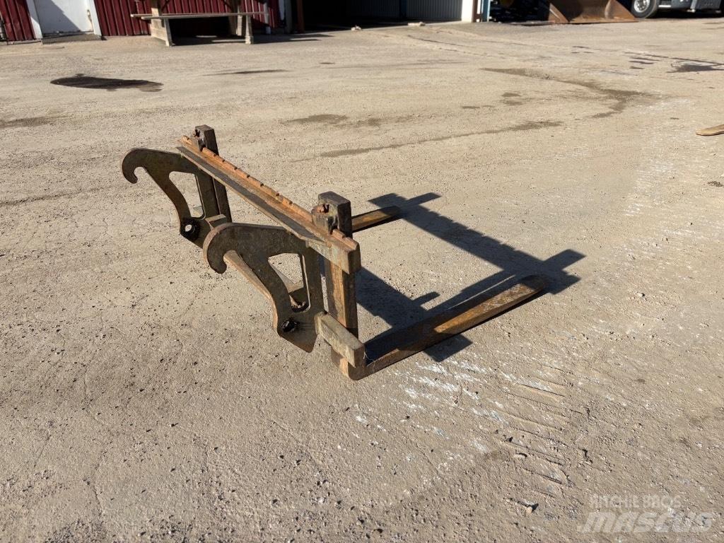  Gafflar L30 ZL602 Kolesové nakladače