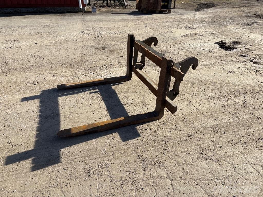  Gafflar L30 ZL602 Kolesové nakladače