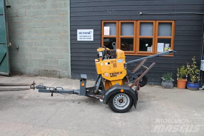 Terex MBR 71 Ťahačové valce