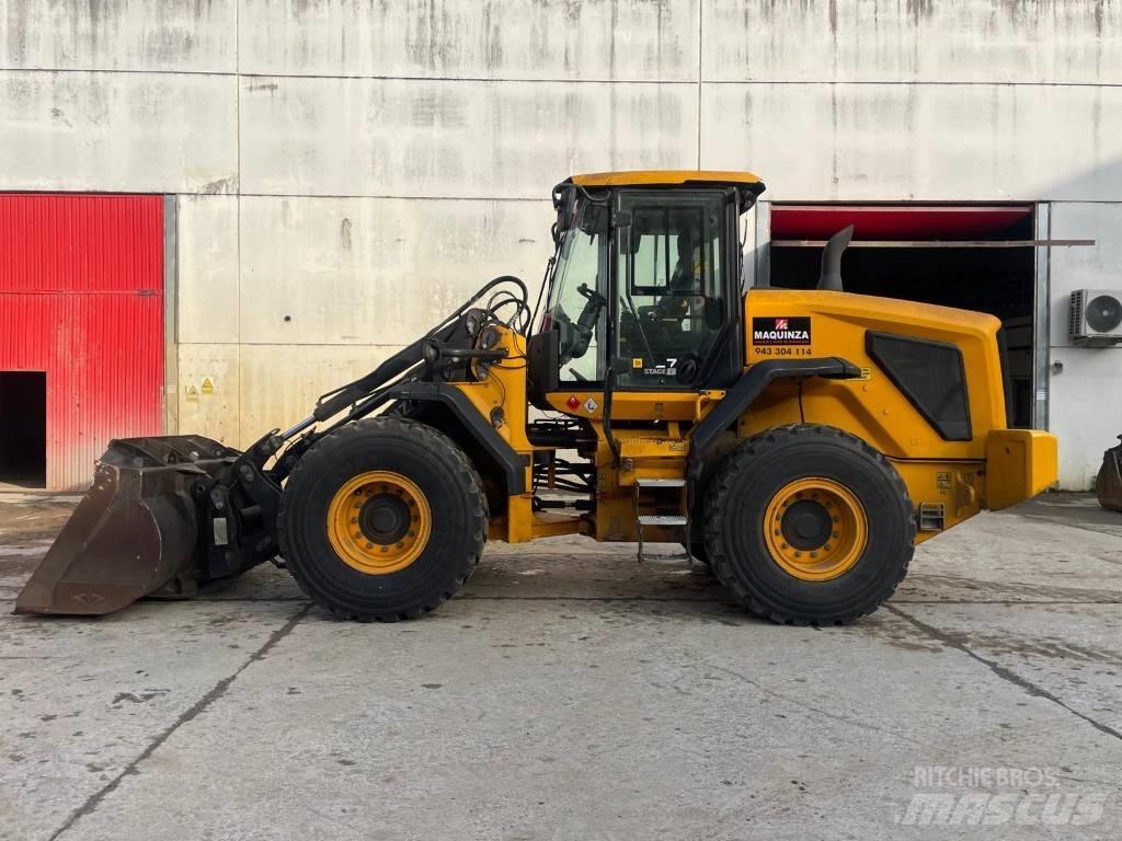JCB 427 HT Kolesové nakladače