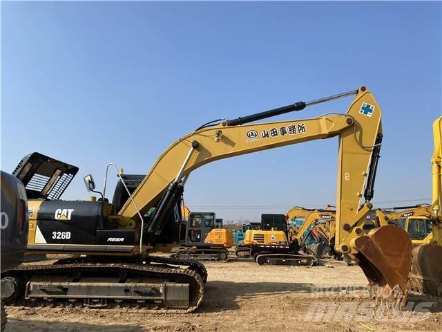 CAT 326D Pásové rýpadlá