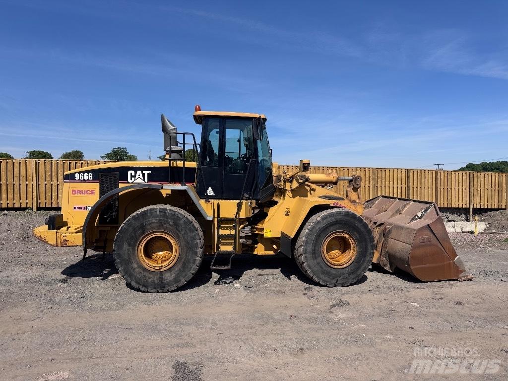 CAT 966 G Kolesové nakladače