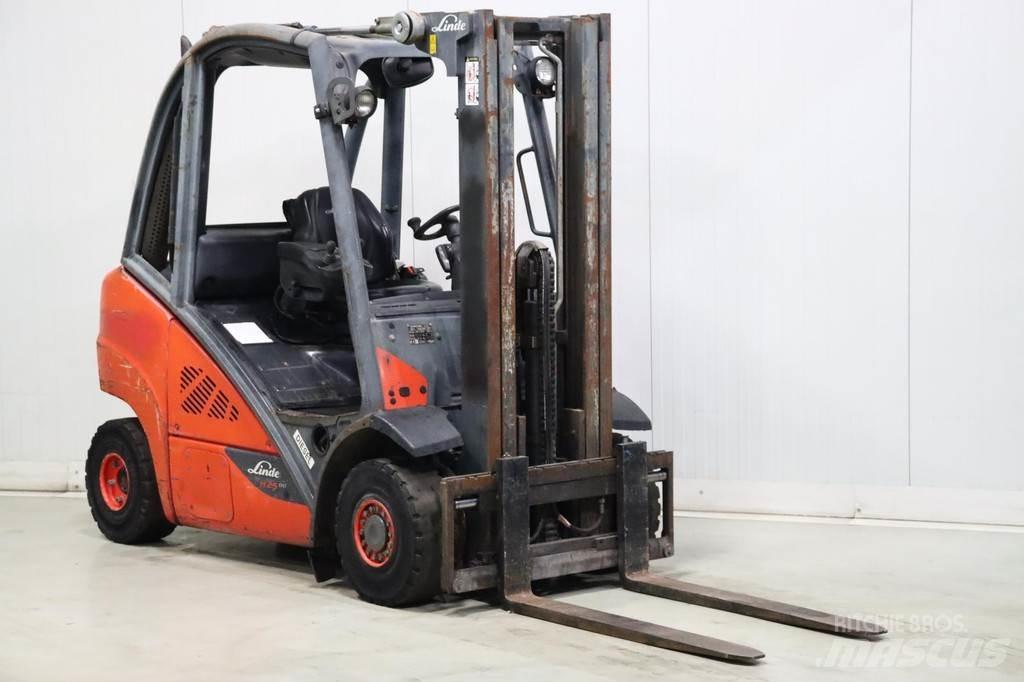 Linde H25D-02 Dieselové vozíky