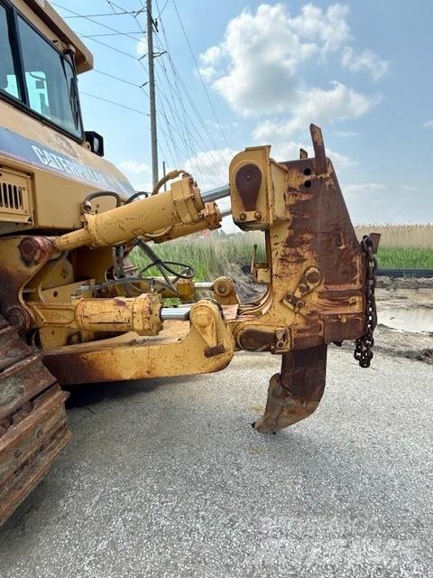 CAT D 8 N Pásové dozéry