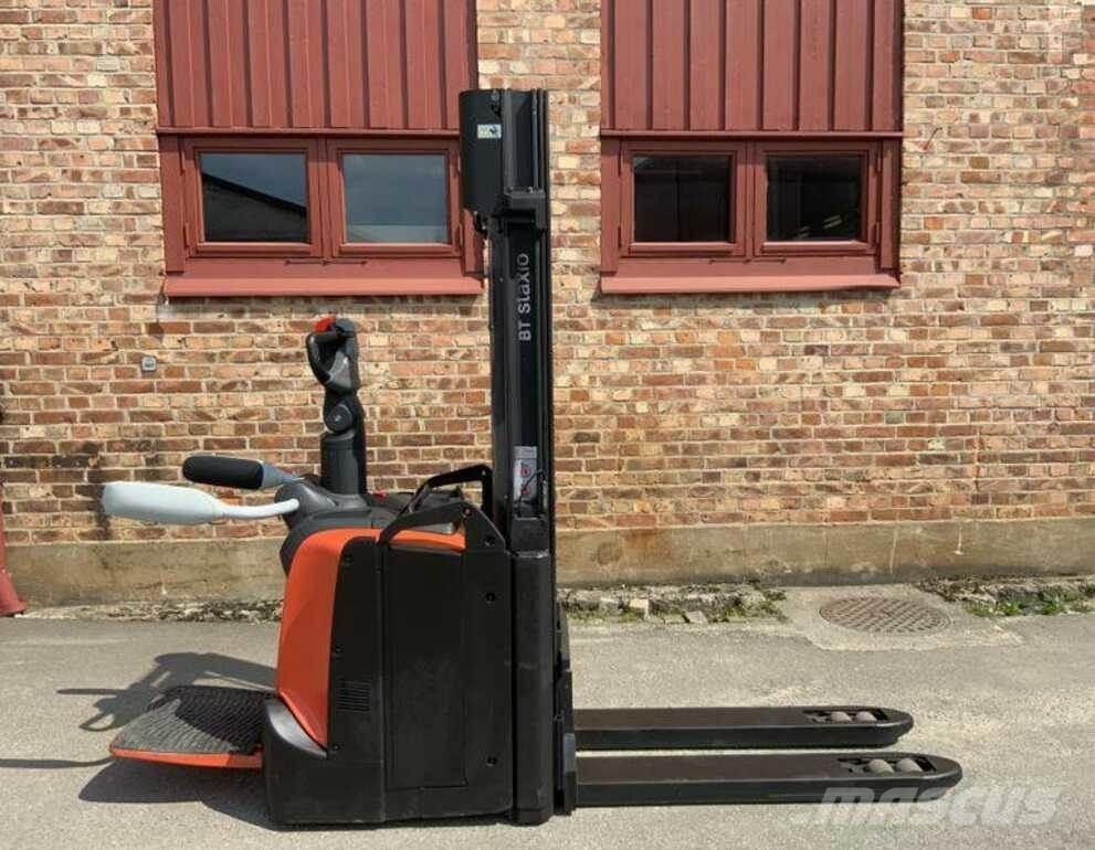 BT SPE 120 L Ručne vedené vysokozdvižné vozíky
