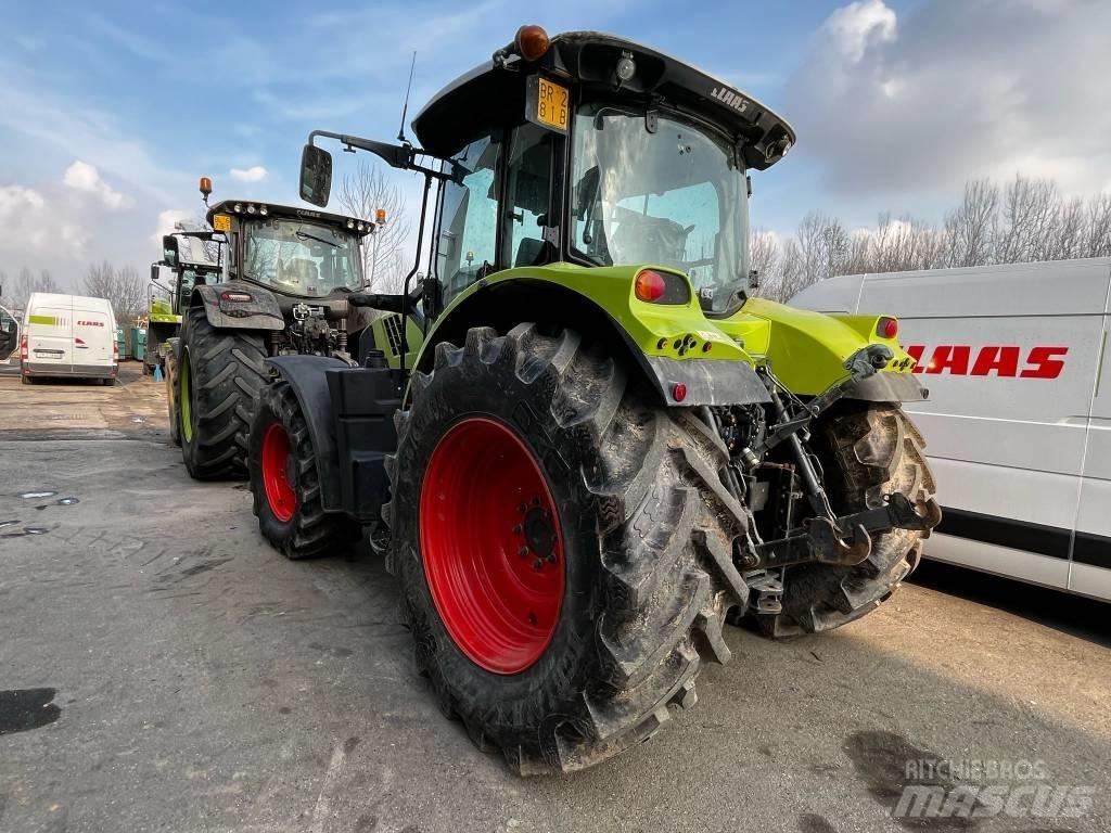 CLAAS Arion 650 Traktory