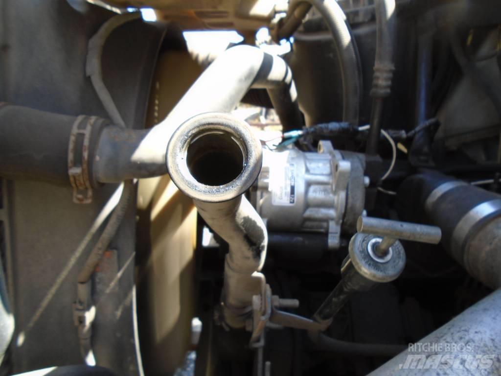 Ford F 650 Plošinové nákladné automobily/nákladné automobily so sklápacími bočnicami