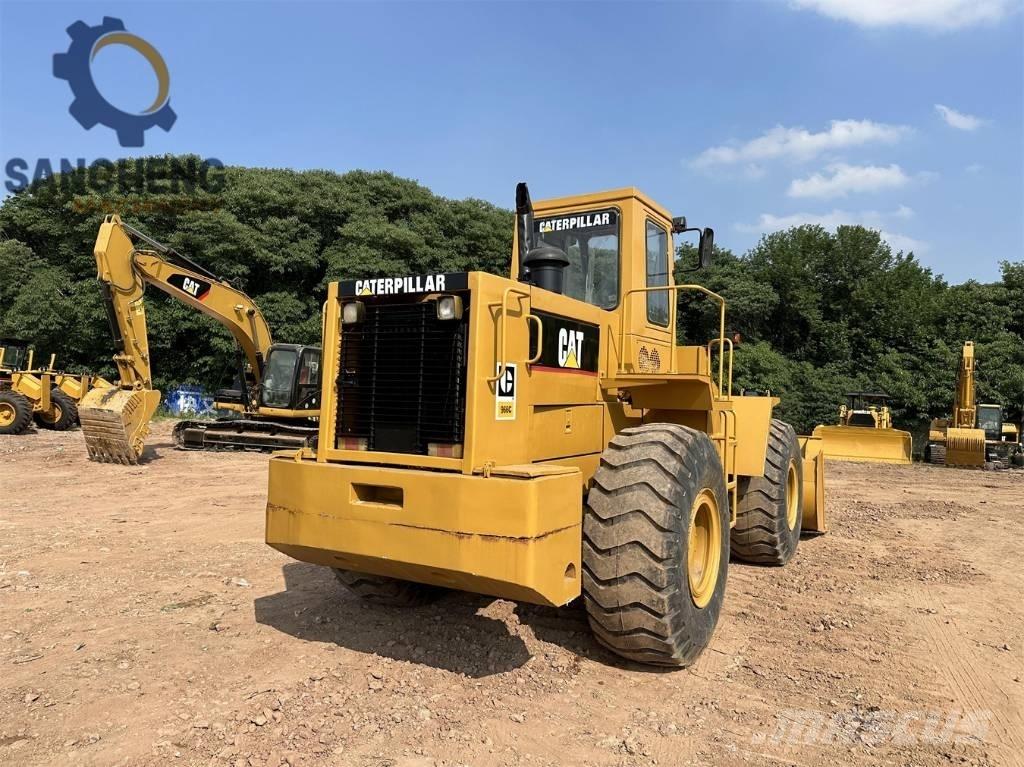 CAT 966C Kolesové nakladače