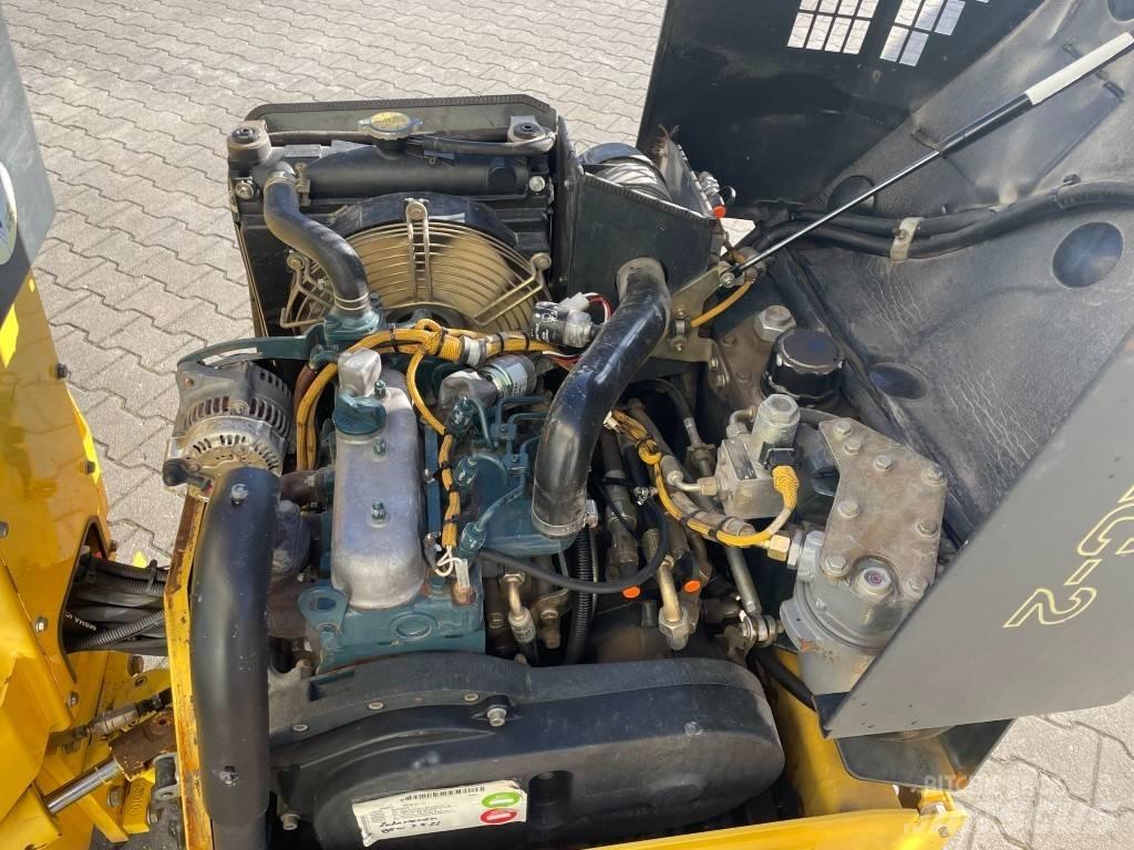 Bomag BW 90 AC-2 Kombinované valce