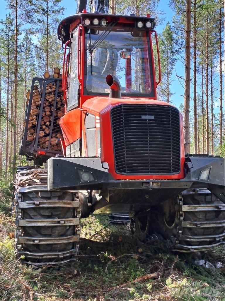 Komatsu 845 Lesné traktory