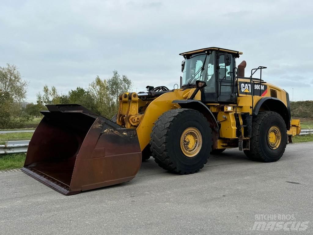 CAT 980M Kolesové nakladače