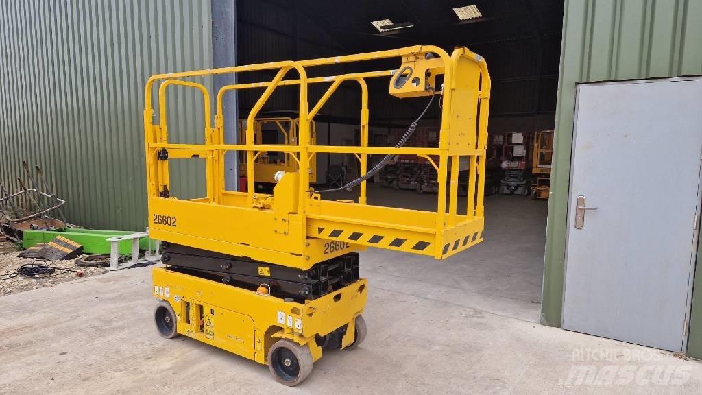 JCB S 1530 E Nožnicové zdvíhacie plošiny