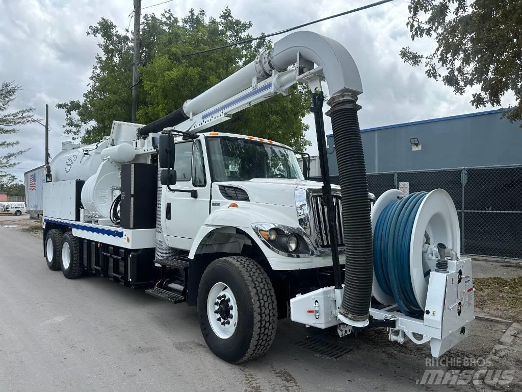 International 7500 Kombinované/Čerpacie cisterny