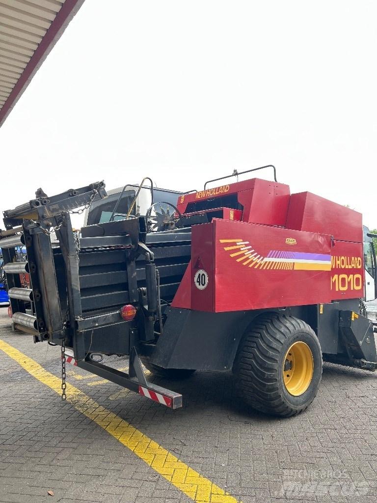 New Holland D 1010 Lisy na hranaté balíky