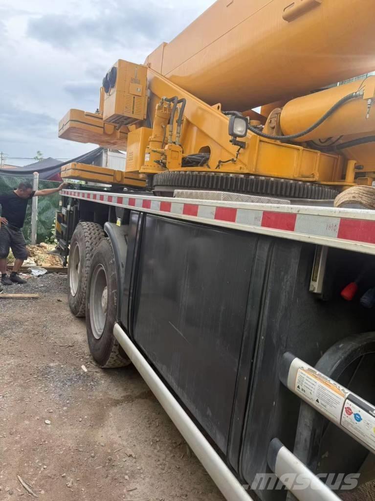 XCMG QY80K5C Univerzálne terénne žeriavy