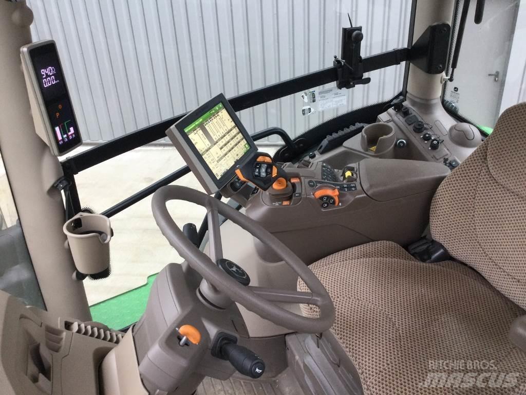 John Deere 6R250 Traktory