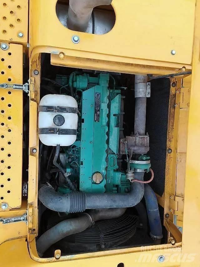 Volvo EC 210 Midi rýpadlá 7 t - 12 t
