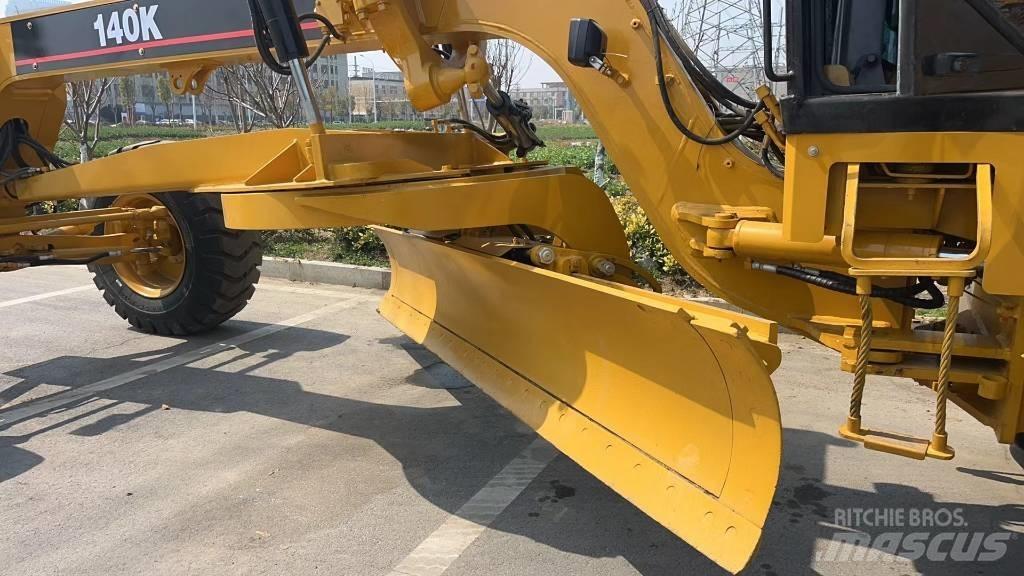 CAT 140 K Grejdery