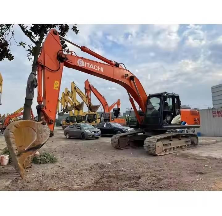 Hitachi ZX 250 Pásové rýpadlá