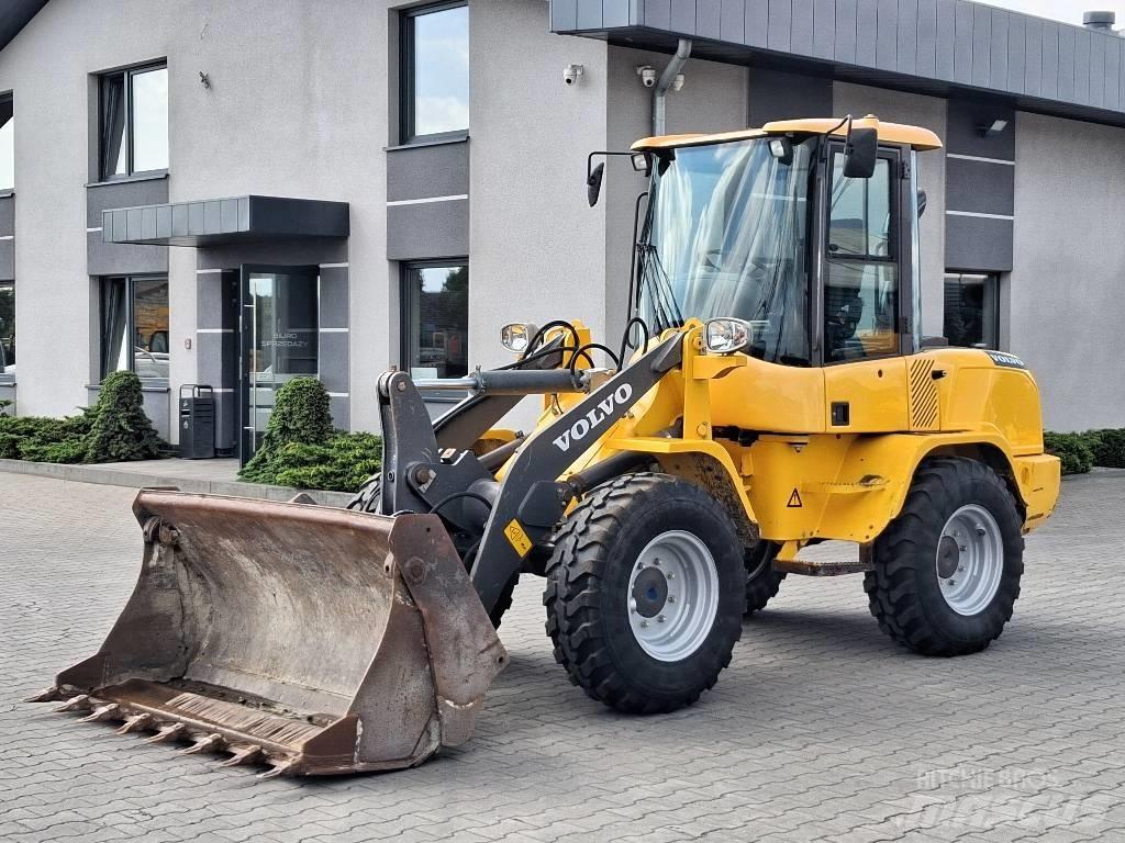 Volvo L 30 G Kolesové nakladače