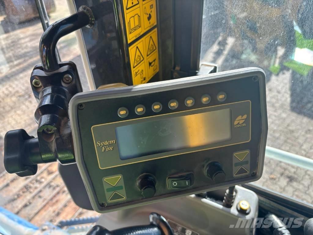 Komatsu D61PX-24 Pásové dozéry