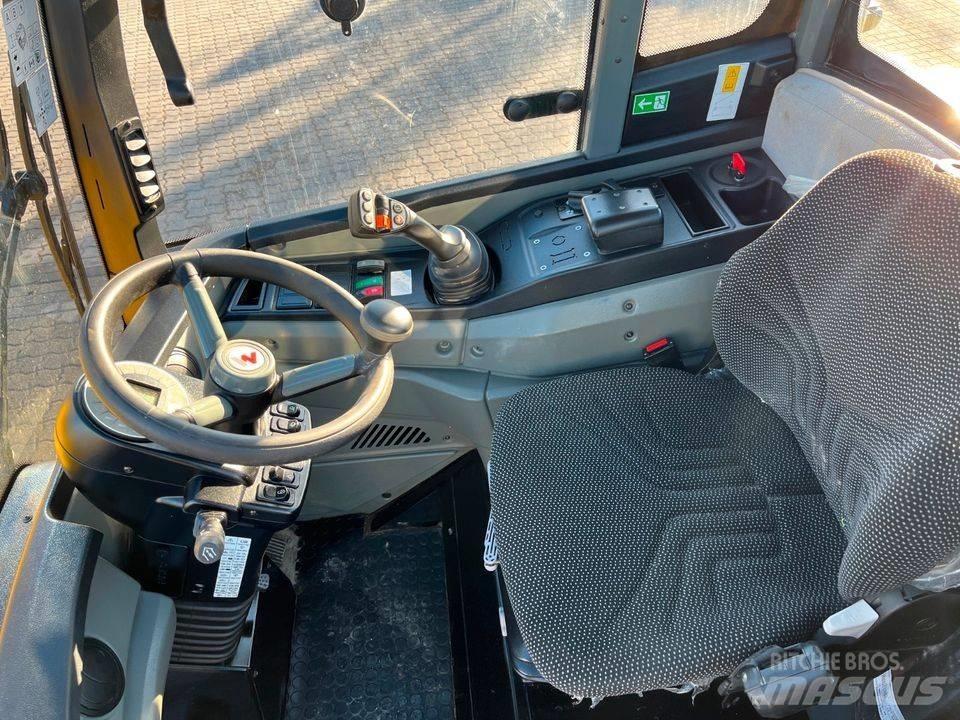 Wacker Neuson WL 44 Kolesové nakladače