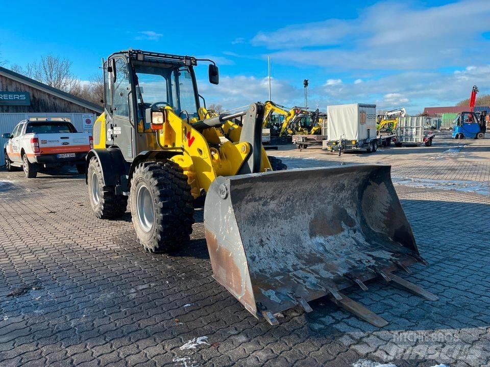 Wacker Neuson WL 44 Kolesové nakladače