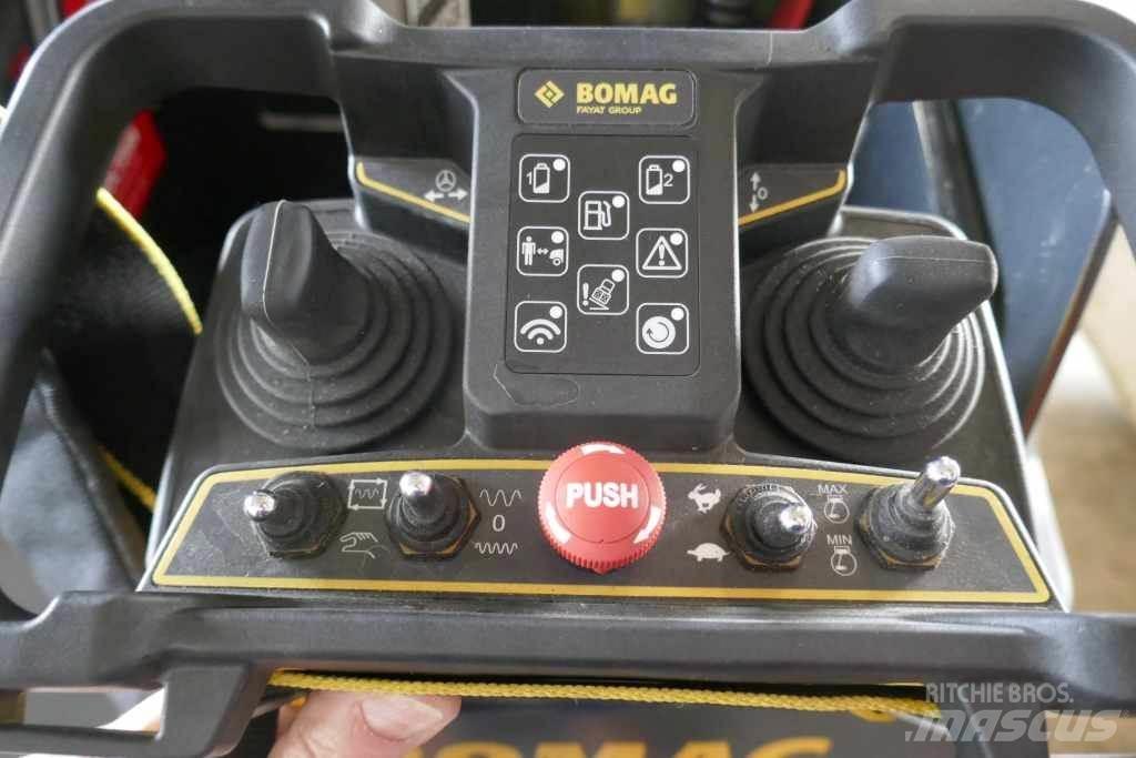 Bomag BMP 8500 Valce greenov