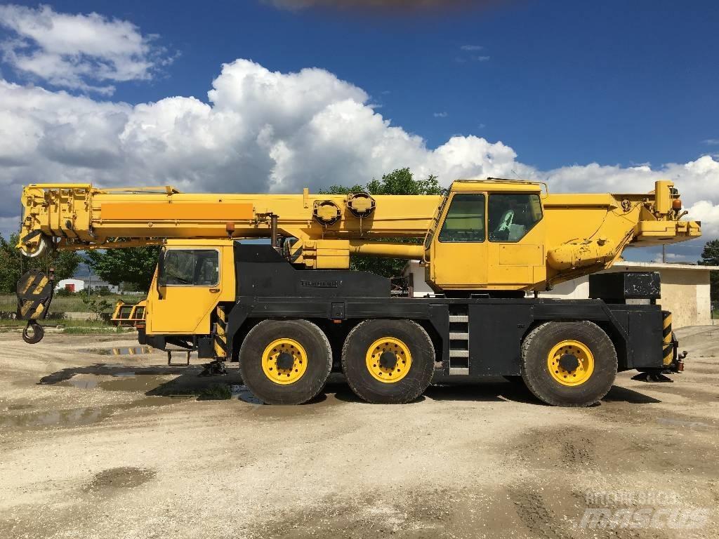 Liebherr LTM 1050 Univerzálne terénne žeriavy