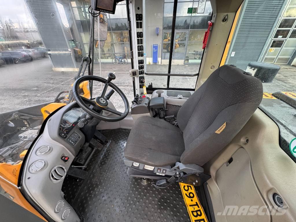 Volvo L 90 H Kolesové nakladače