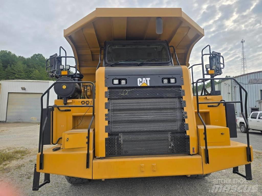 CAT 772G Kĺbové nákladné autá