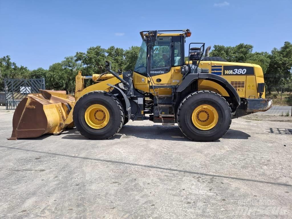Komatsu WA 380-8 Mininakladače