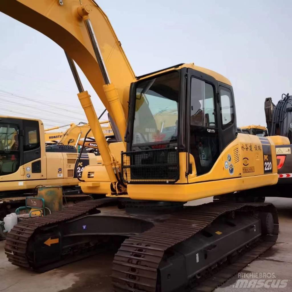 Komatsu PC 220-7 Pásové rýpadlá