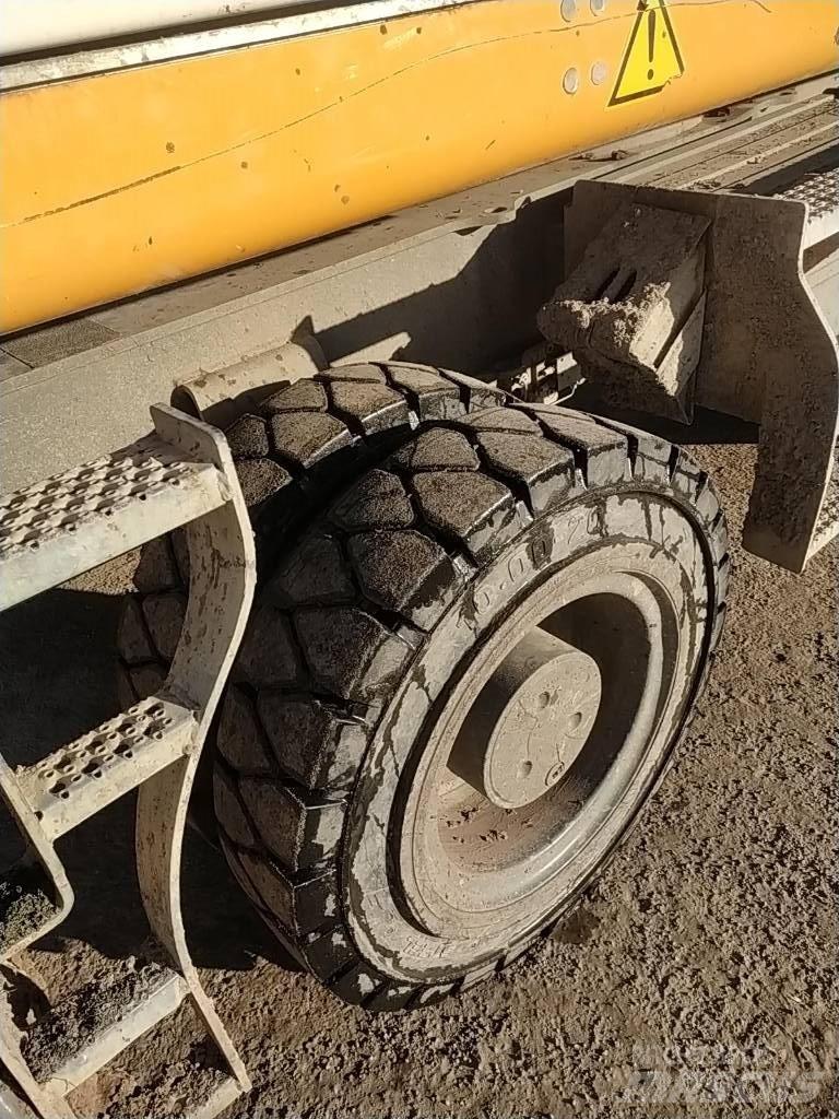 Liebherr LH 24 M Stroje pre manipuláciu s odpadom