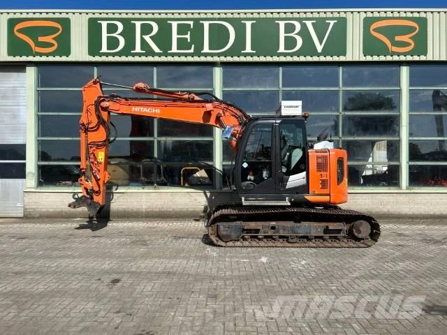 Hitachi ZX 135 US-6 Pásové rýpadlá