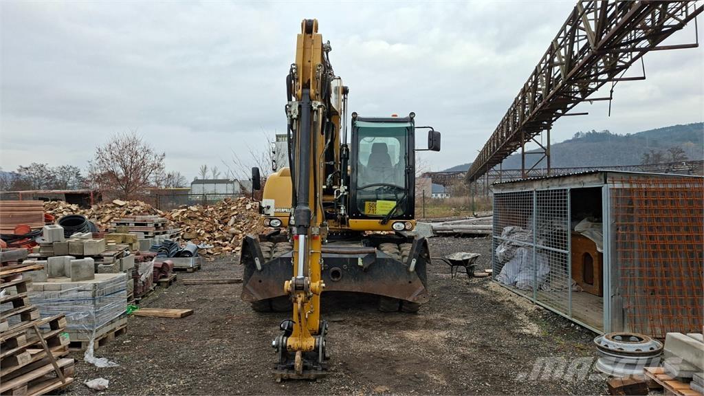 CAT M313D 4X4 Stavebníctvo - ostatné