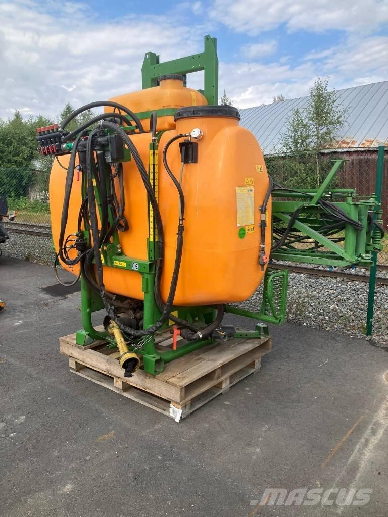 Amazone UF 1200 Nesené postrekovače