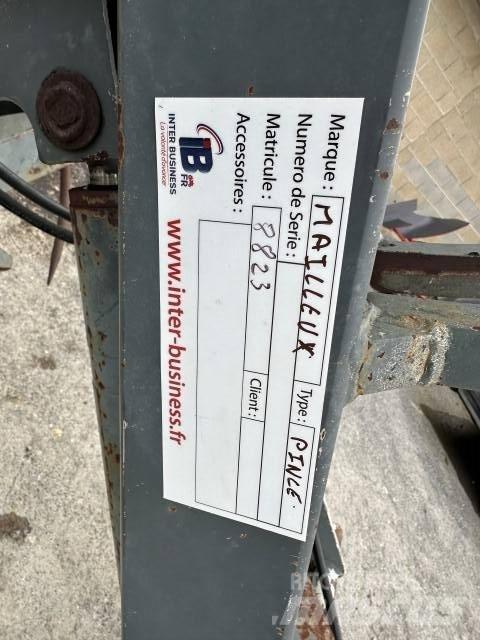 MAILLEUX MANIBALLE Čeľuste na balíky