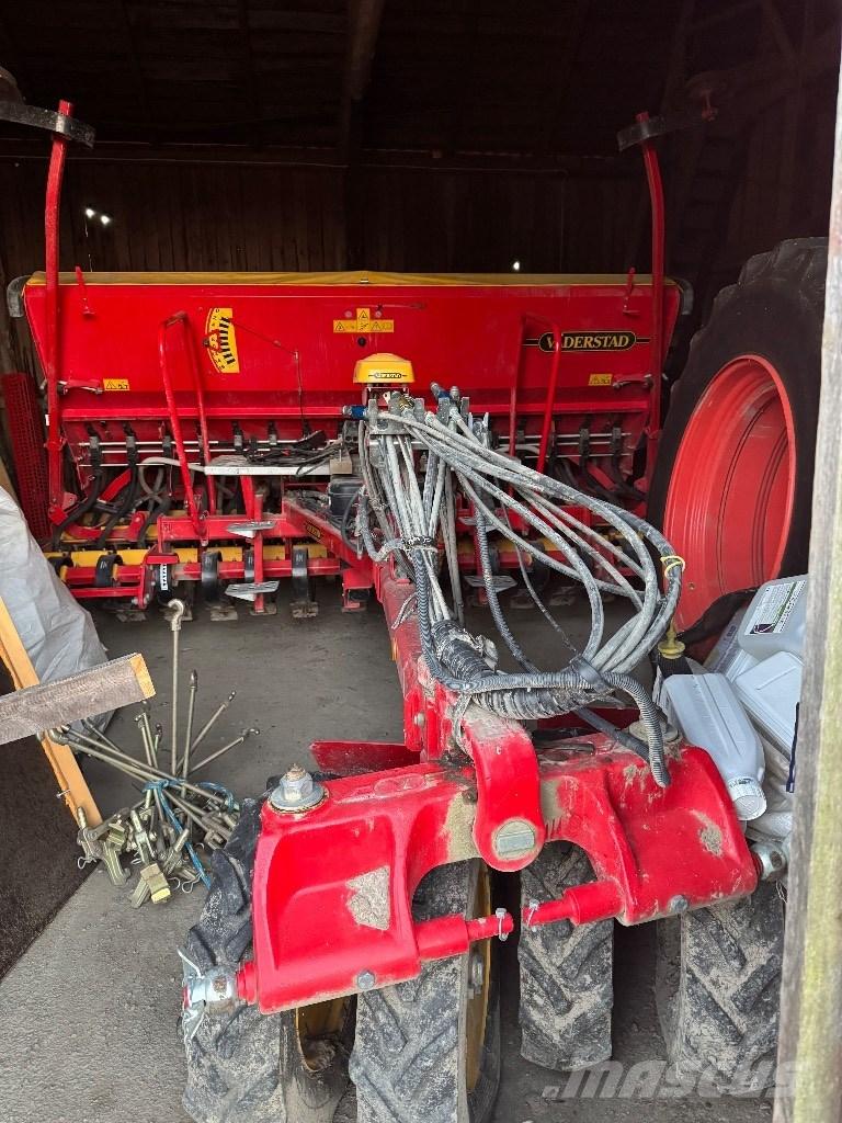 Väderstad Rapid400C Mechanické sejačky