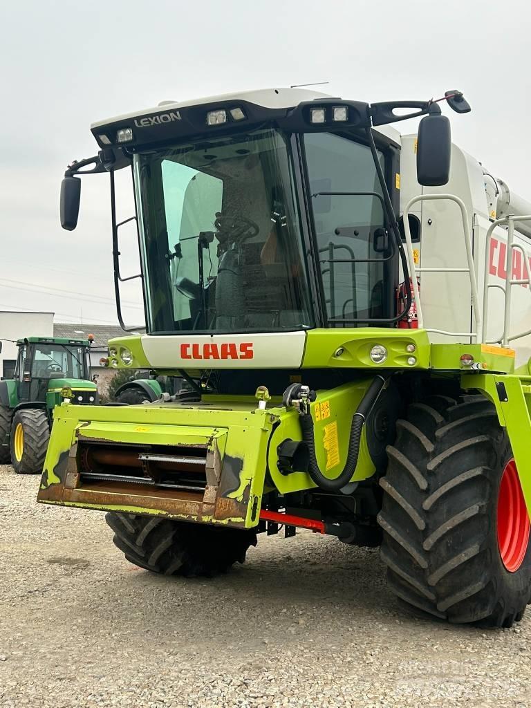 CLAAS Lexion 530 Kombinované zberacie stroje