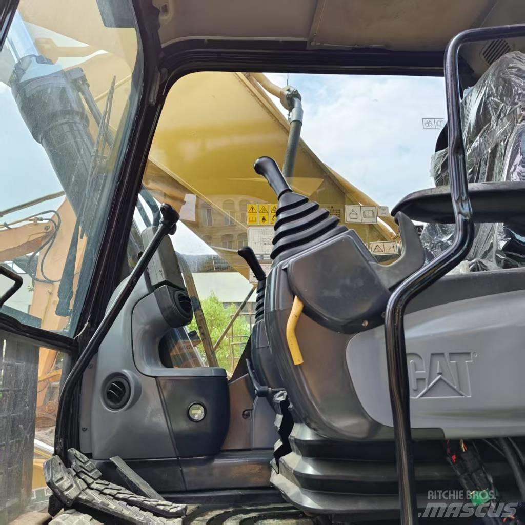 CAT 336D2 Pásové rýpadlá