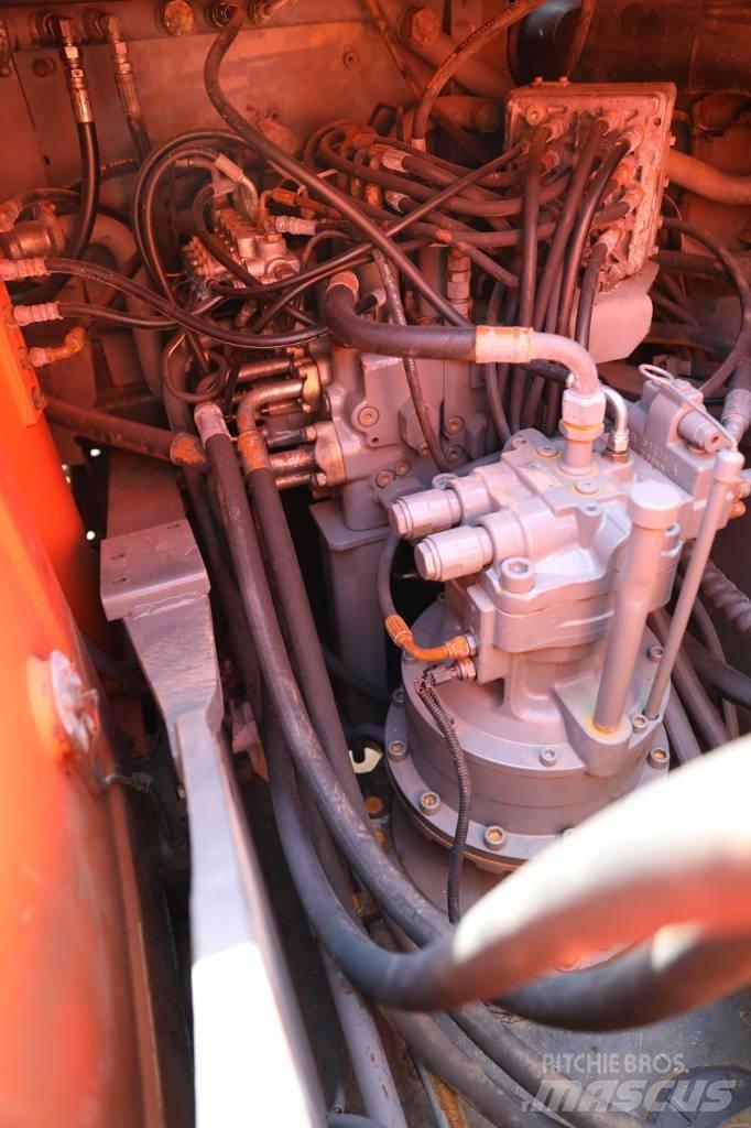 Hitachi ZX 200 LC-6 Pásové rýpadlá