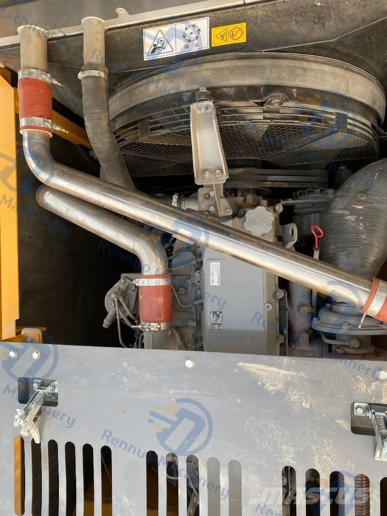 XCMG XE 370 DA Pásové rýpadlá