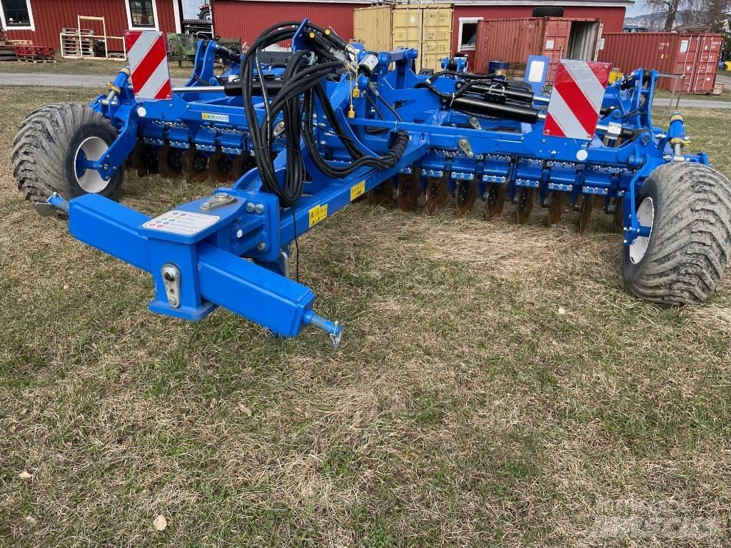 New Holland SDM 500T Tanierové brány